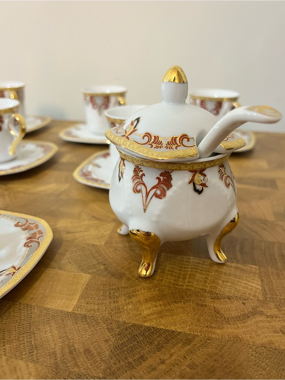 Elegant 24K Gold Trim Porcelain Tea Set with Red Accents - Picture 5 of 14